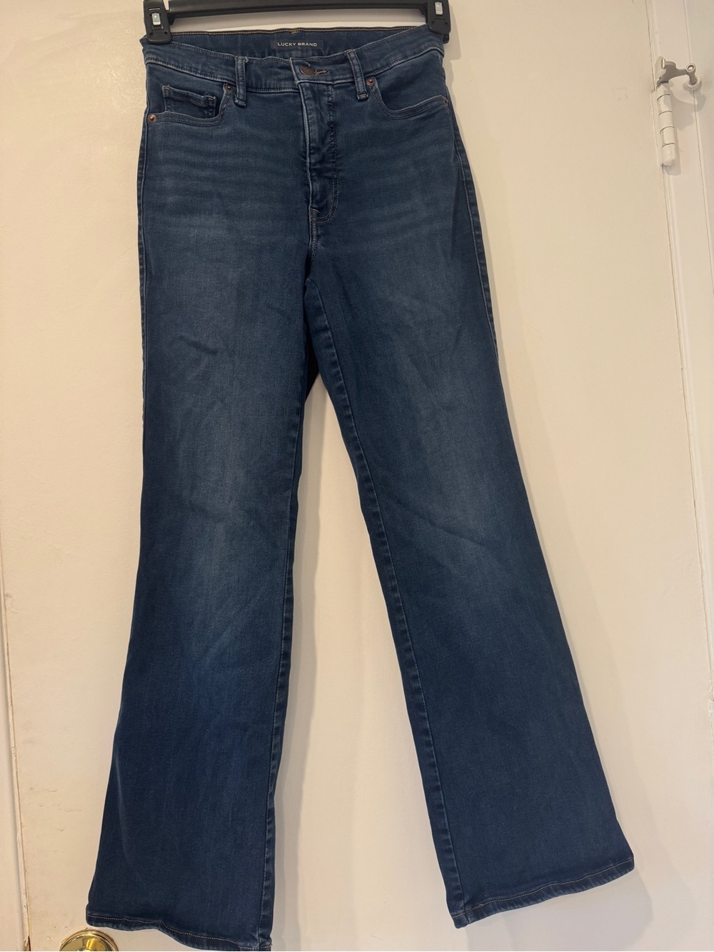 EUC Lucky Brand Uni Bootcut Jeans - Picture 11 of 12